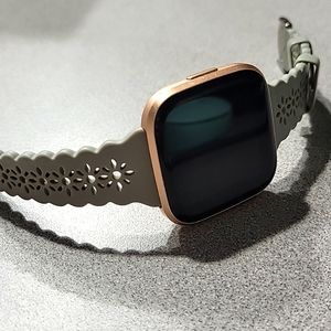 Fitbit Versa 2